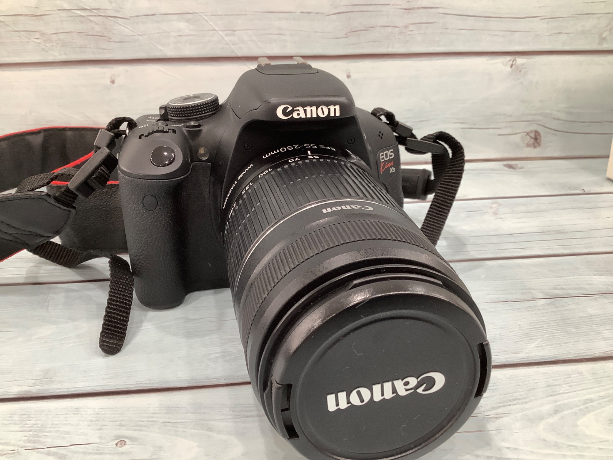 CANON (キヤノン) デジタル一眼レフカメラ EOS kiss X5 入荷いたしまし