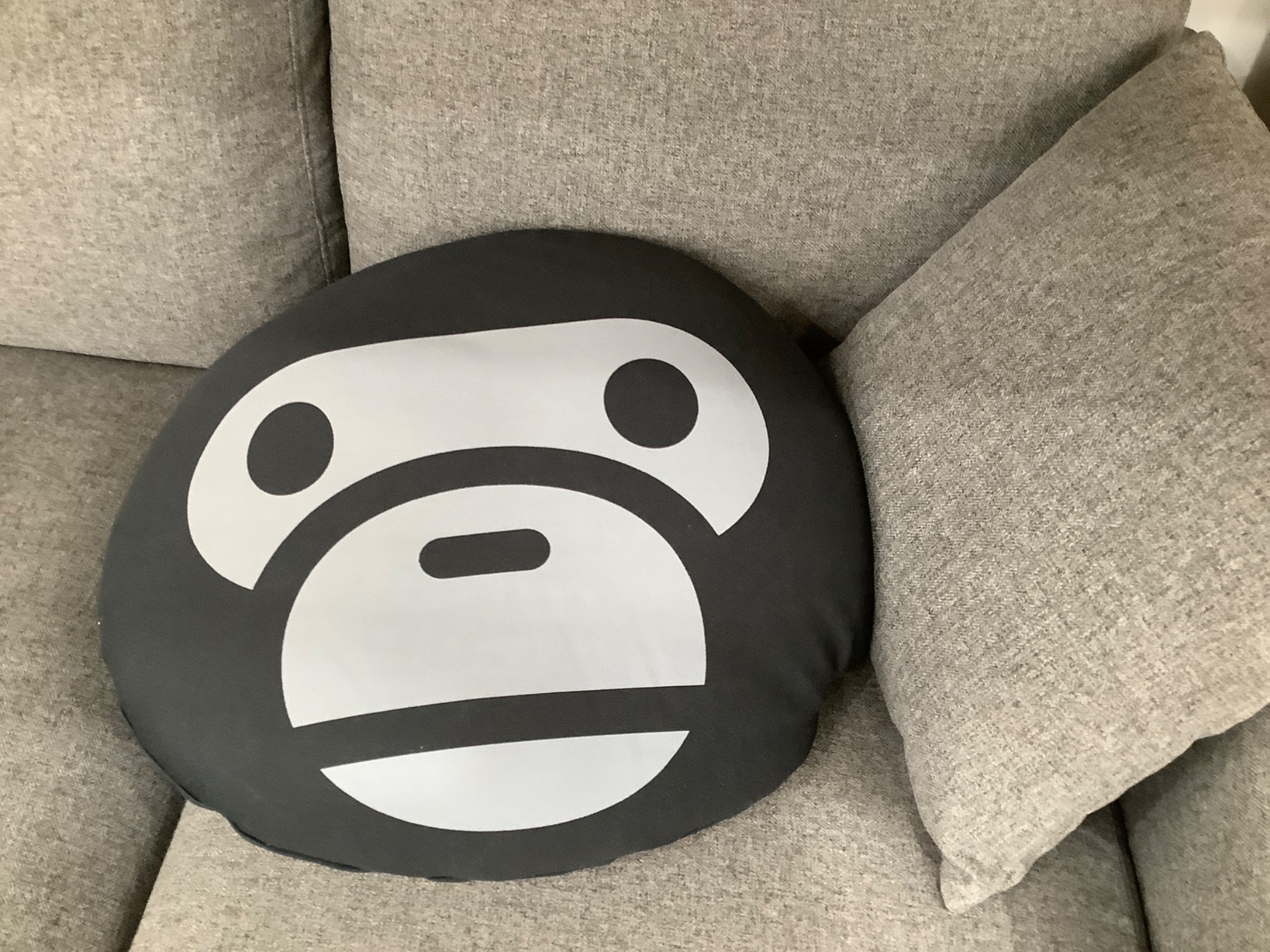 A BATHING APE(ア ベイシング エイプ) クッション買取入荷いたしました