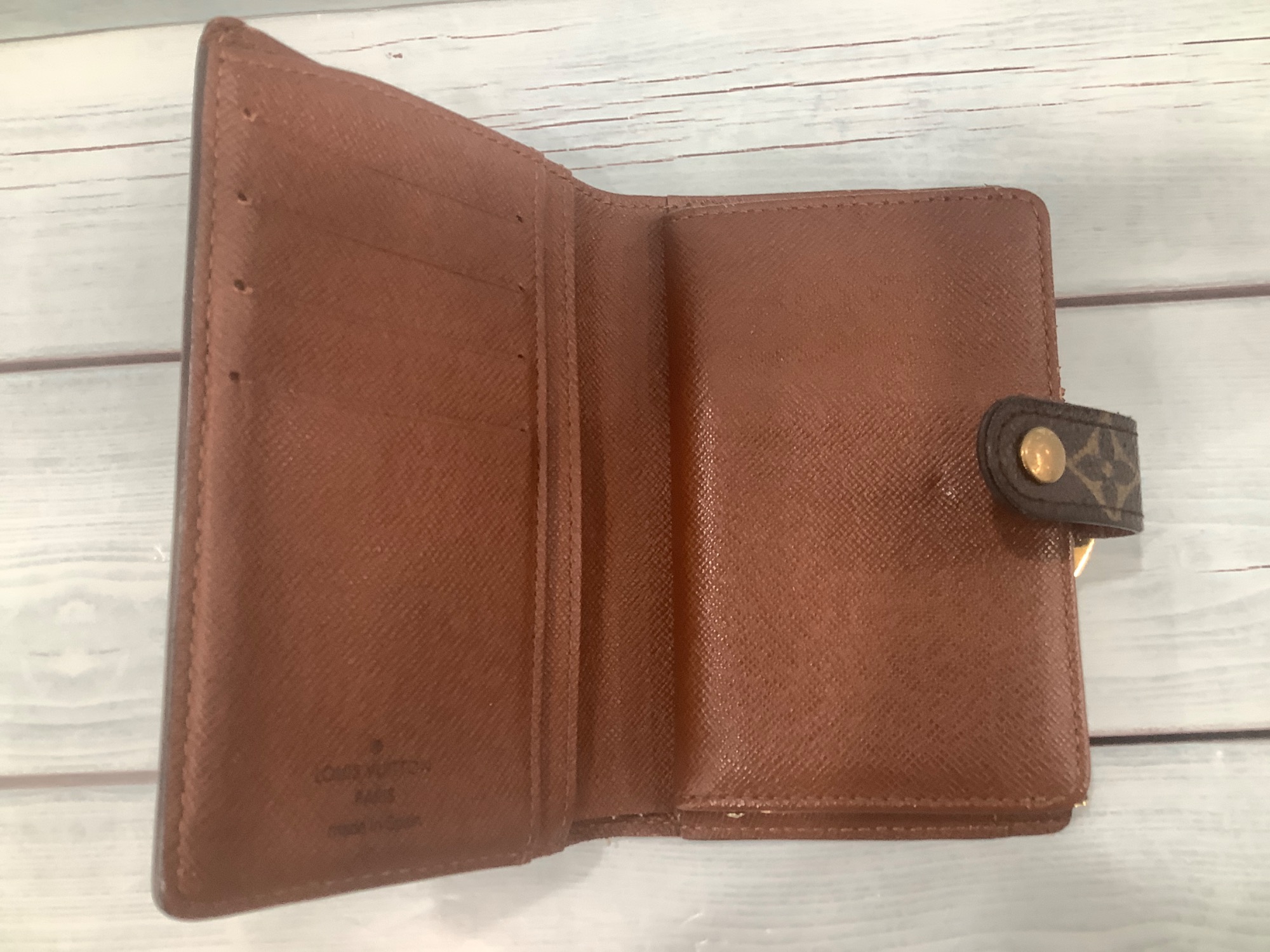 LOUIS VUITTON (ルイ ヴィトン）がま口財布 M61674 買取入荷いたしまし