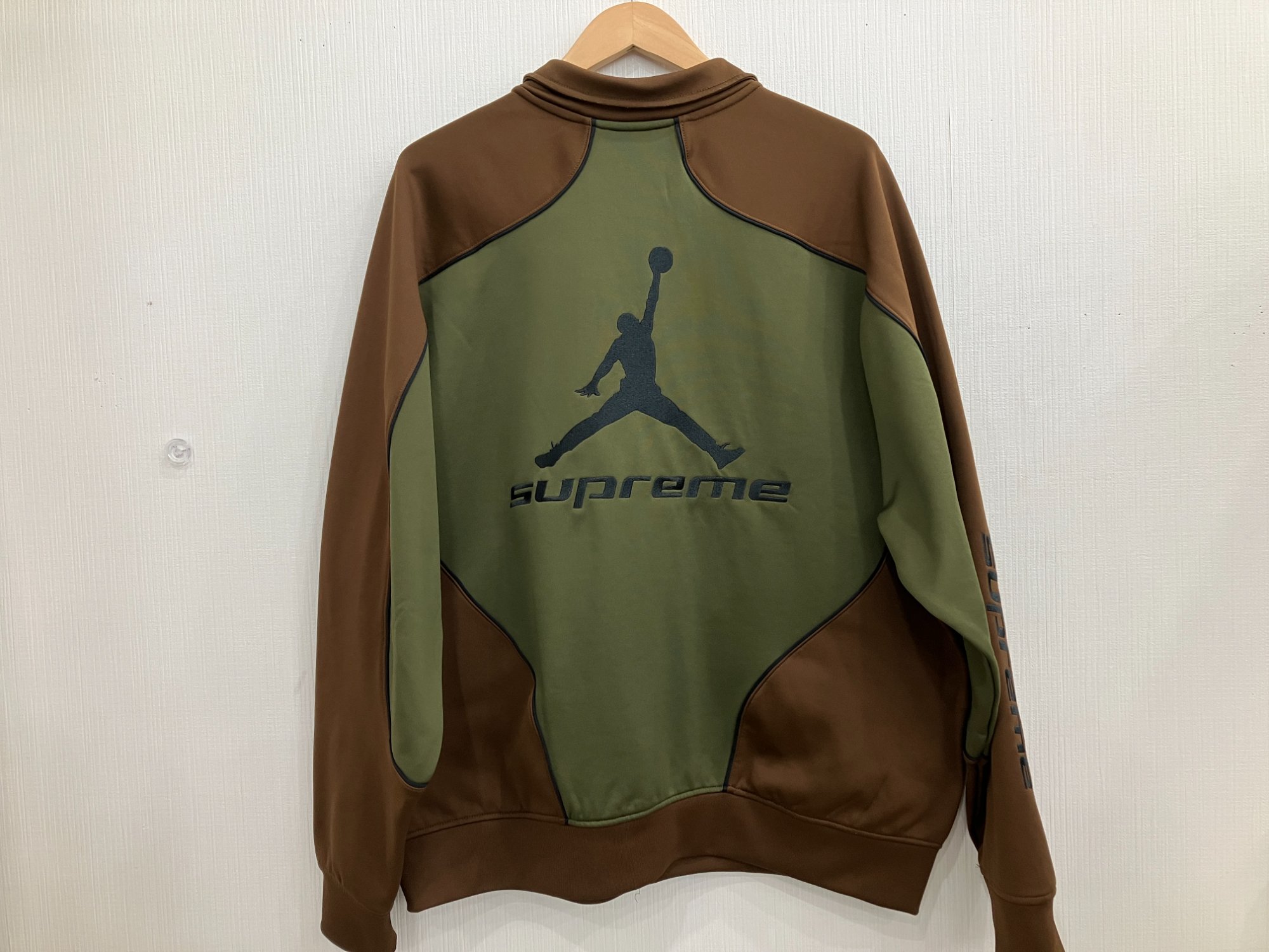 SUPREME × NIKE / シュプリーム×ナイキ】トラックジャケット