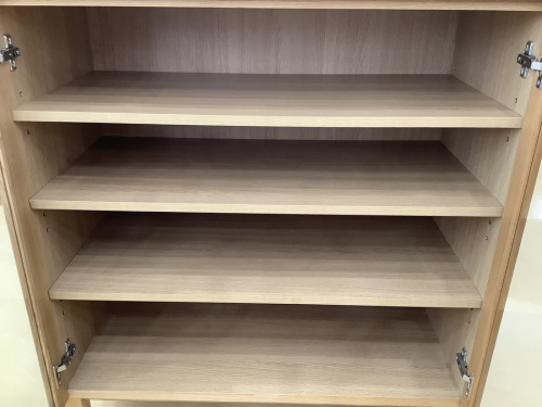 キャビネットの本庄