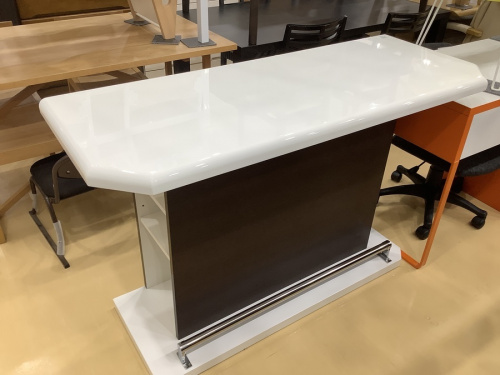 家具のキッチンカウンター