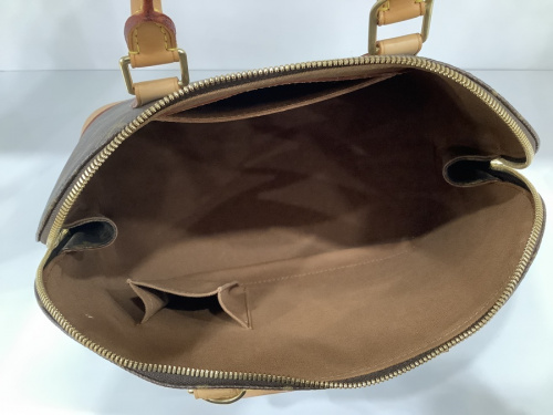 モノグラムの本庄