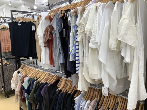 ワンピースのシャツ