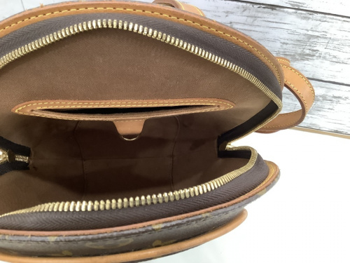 ルイヴィトンのLOUIS VUITTON