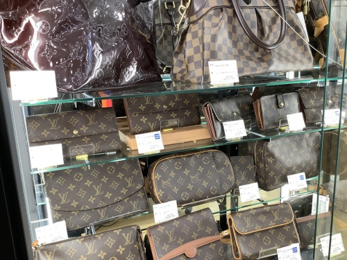 LOUIS VUITTONのルイヴィトン