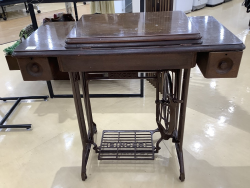 レトロ雑貨のミシン