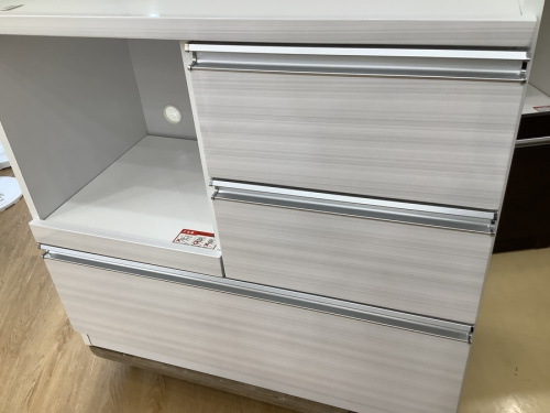 食器棚の入江木工