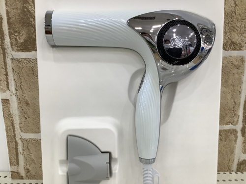 生活家電のドライヤー