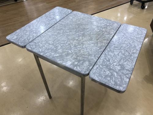 ヴィンテージ家具のアンティーク家具