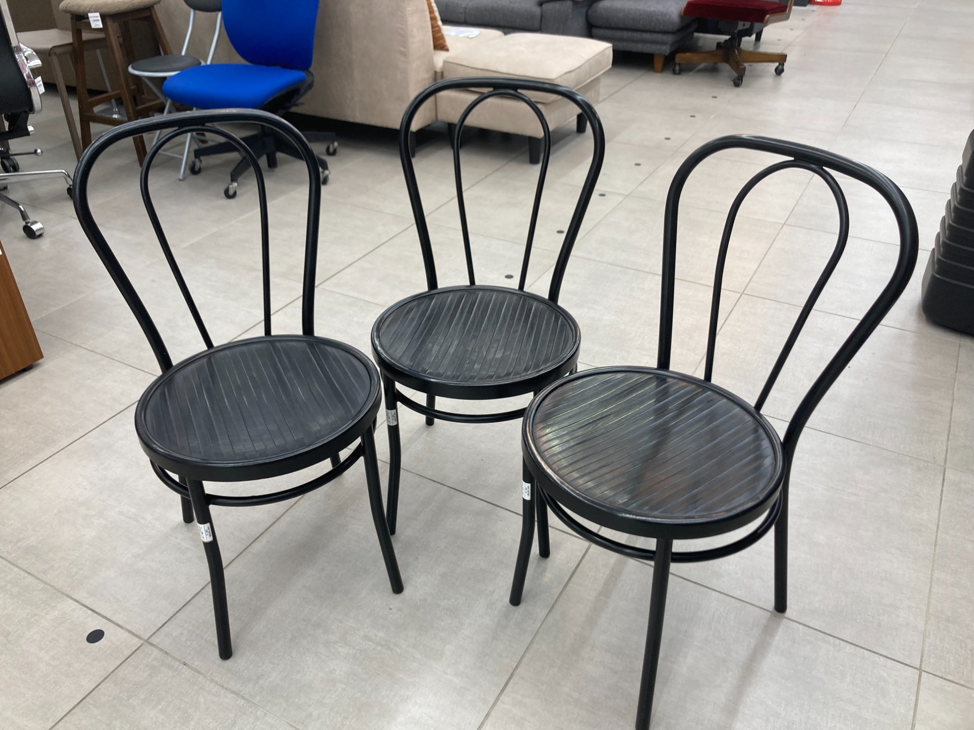 中古家具を買うならトレファク！casablanca(カサブランカ)のビストロ