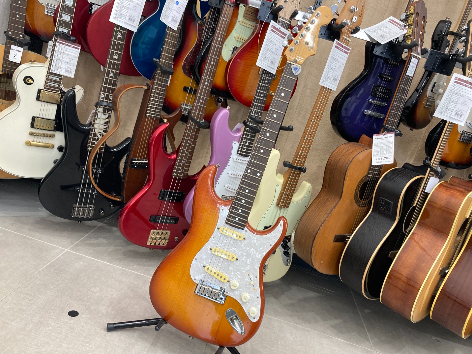 FENDER JAPANのエレキギター(STR-850LS)が入荷しましたのでご紹介