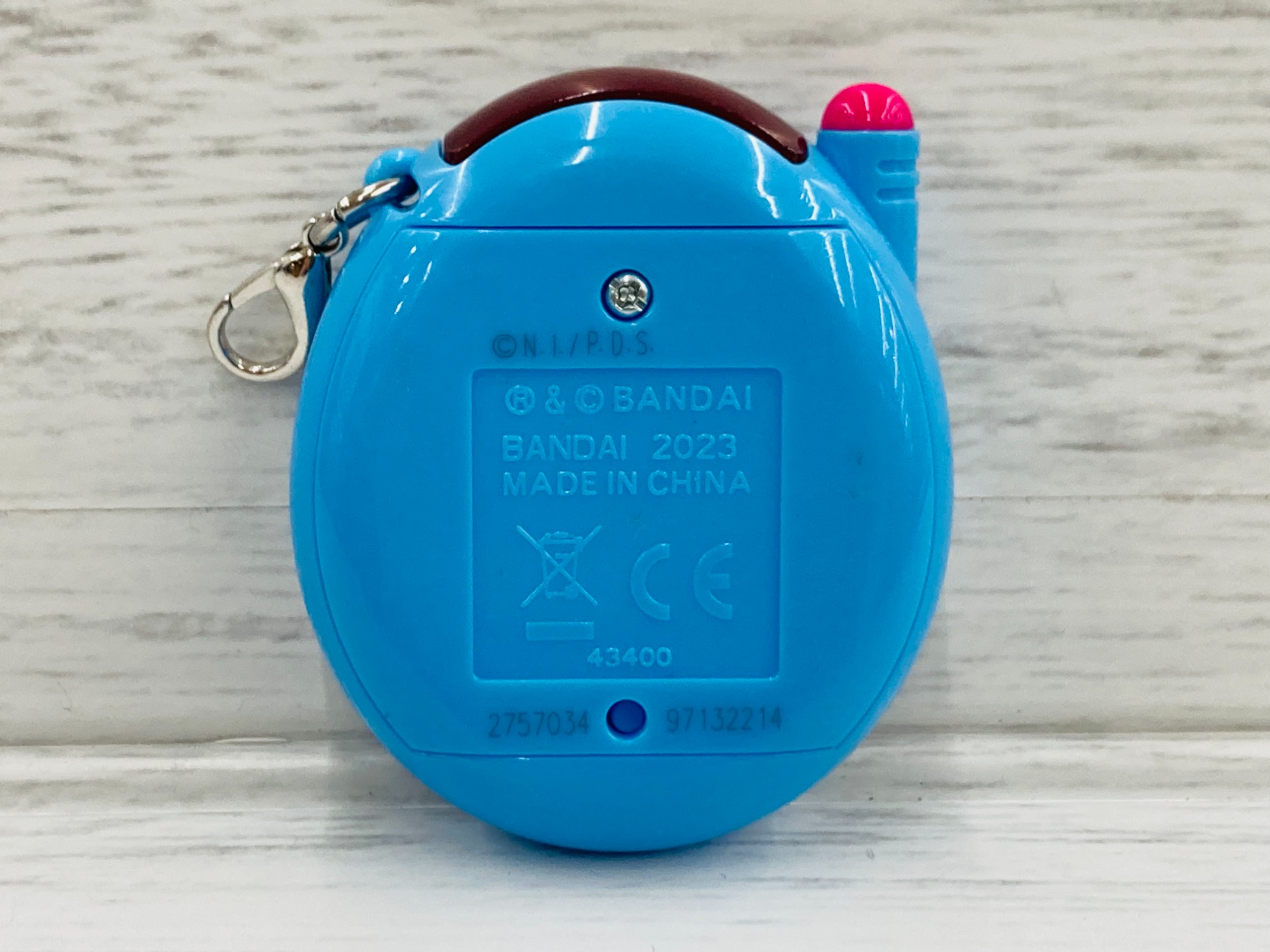 たまごっち　ナルミヤ　エンジェルブルー Tamagotchi Connection」にナルミヤキャラクターズデザインが登場！首