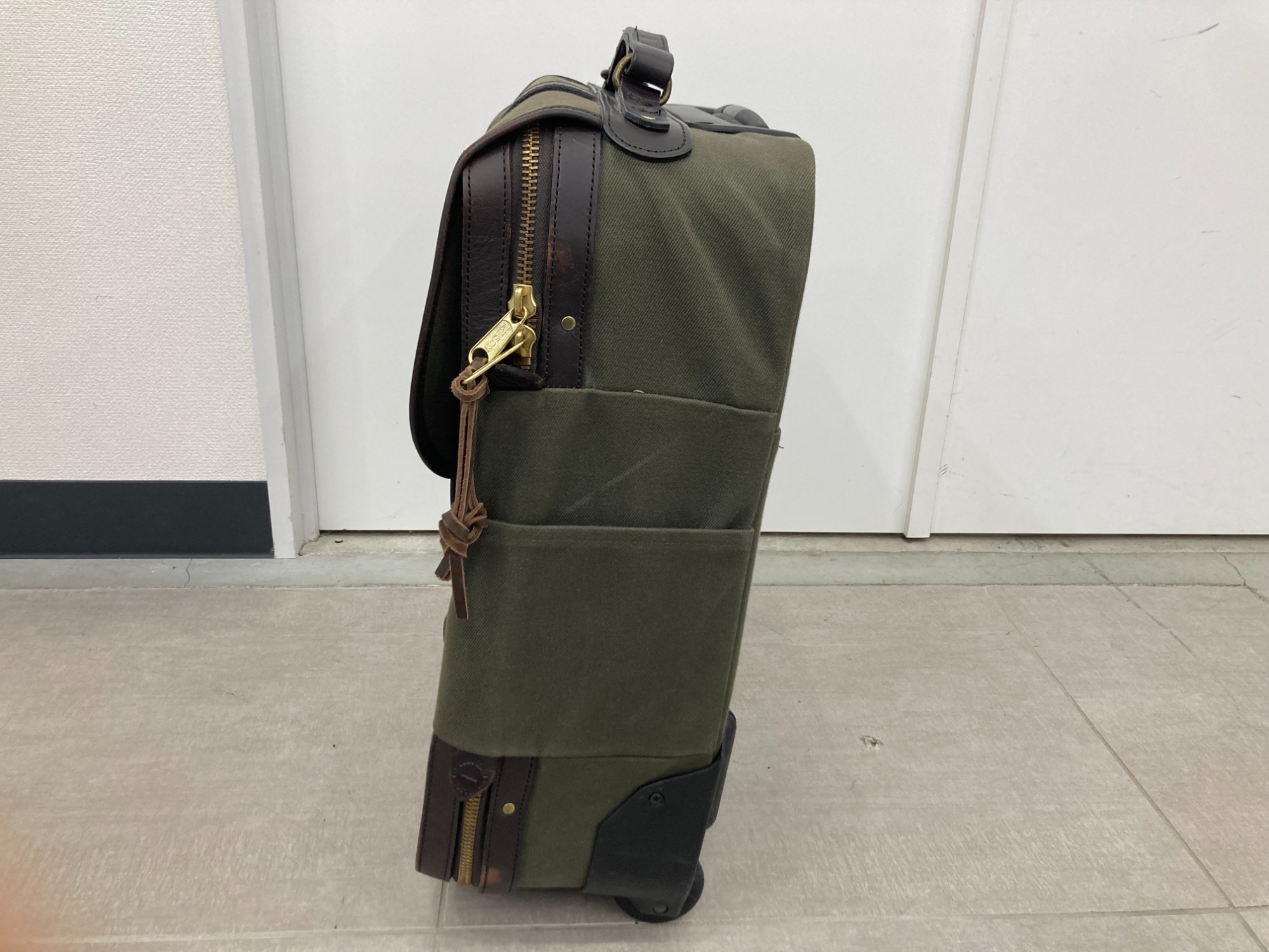 希少品！フィルソン ROLLING CARRY-ON ローリングキャリーオン FILSON フィルソン ローリング キャリーオン バッグ ミディアム