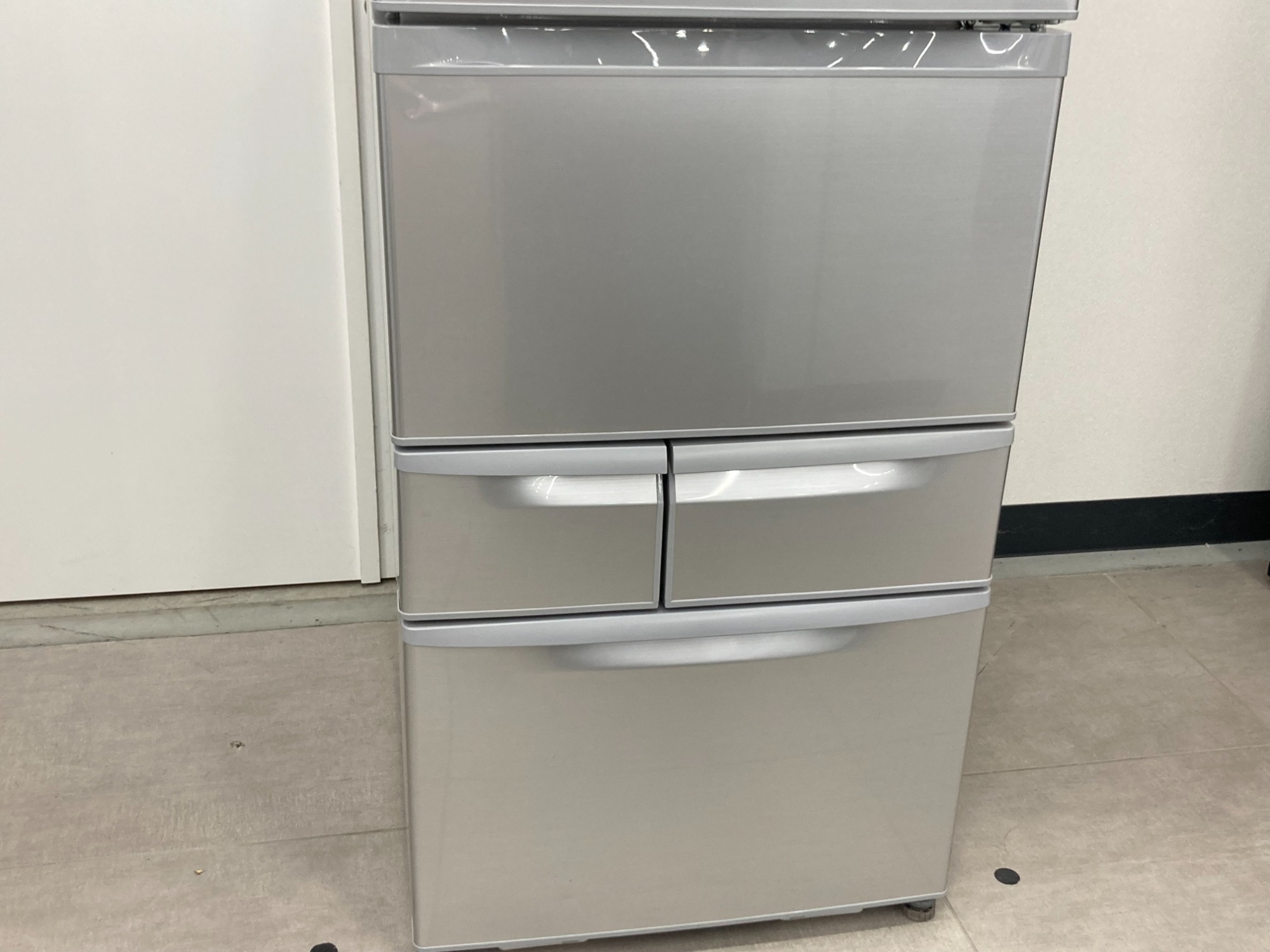 大阪送料無料★3か月保障付き★冷蔵庫★東芝★5ドアGR-K41G★R-898 TBLS shopping