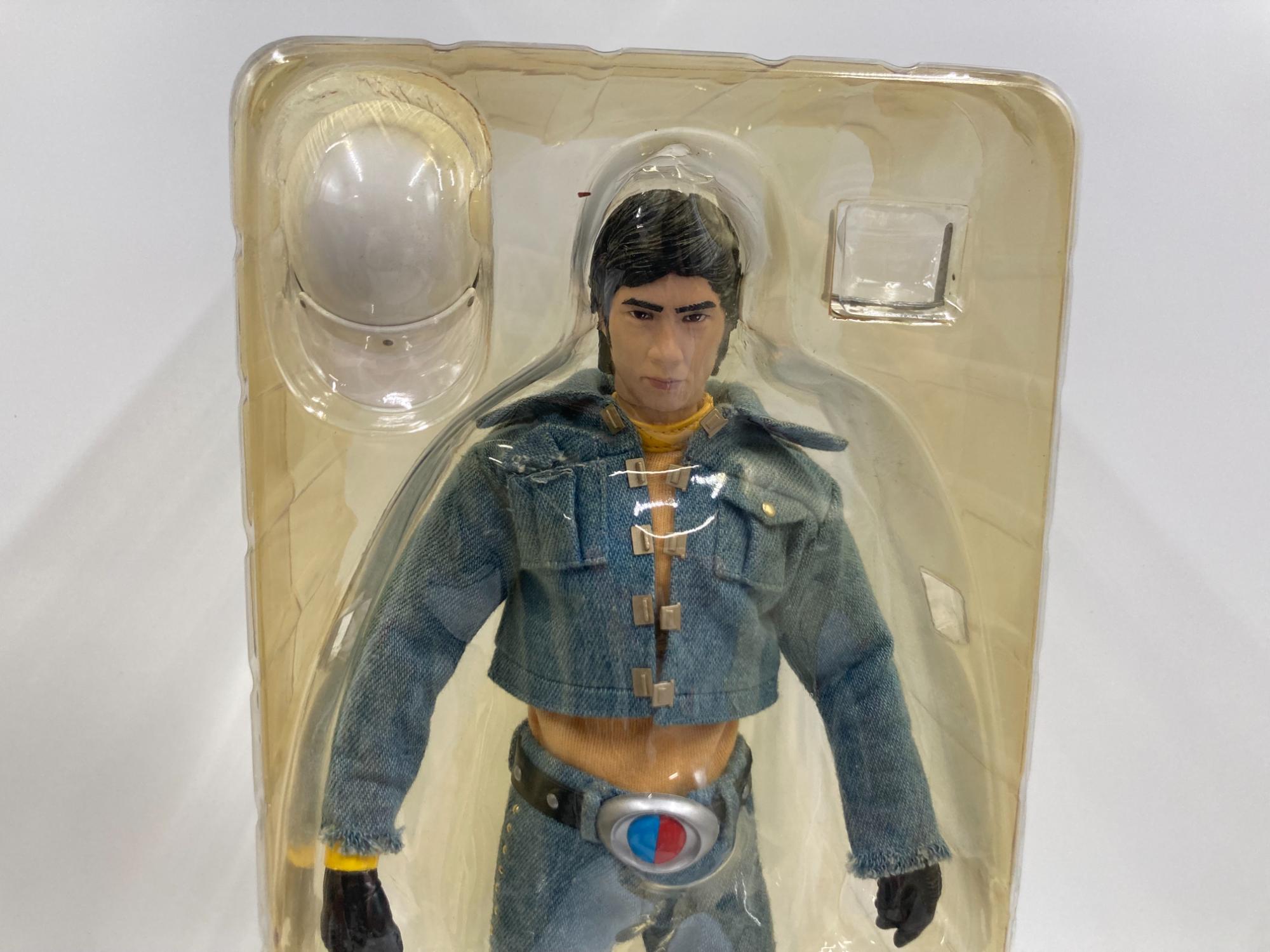 MEDICOMTOY社の人造人間キカイダー(ジロー)のフィギュアをご紹介いたし