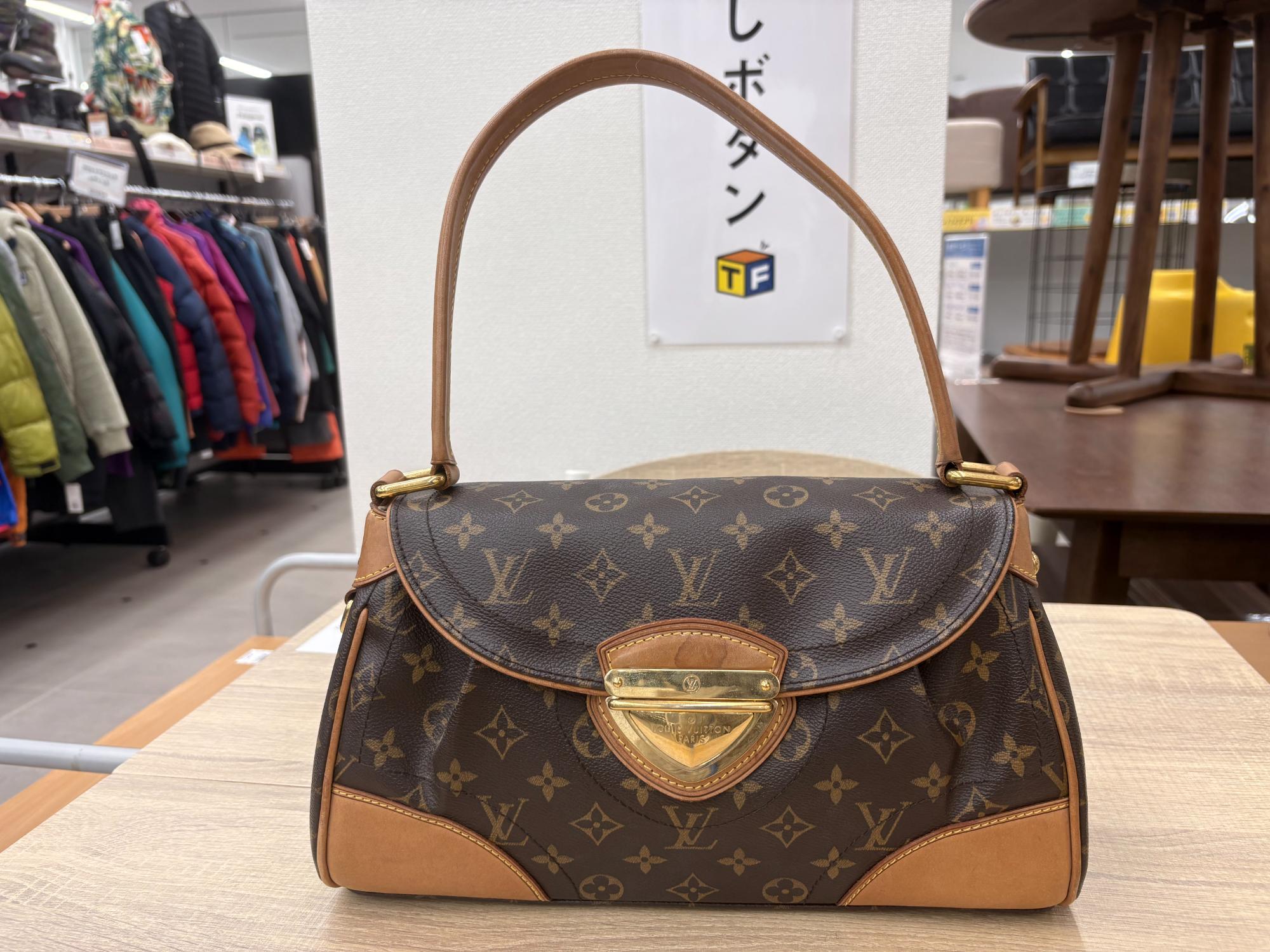 大*福様 Louis Vuitton ビバリーMM LOUIS VUITTONの【ビバリーMM ショルダーバッグ】が入荷いたしました