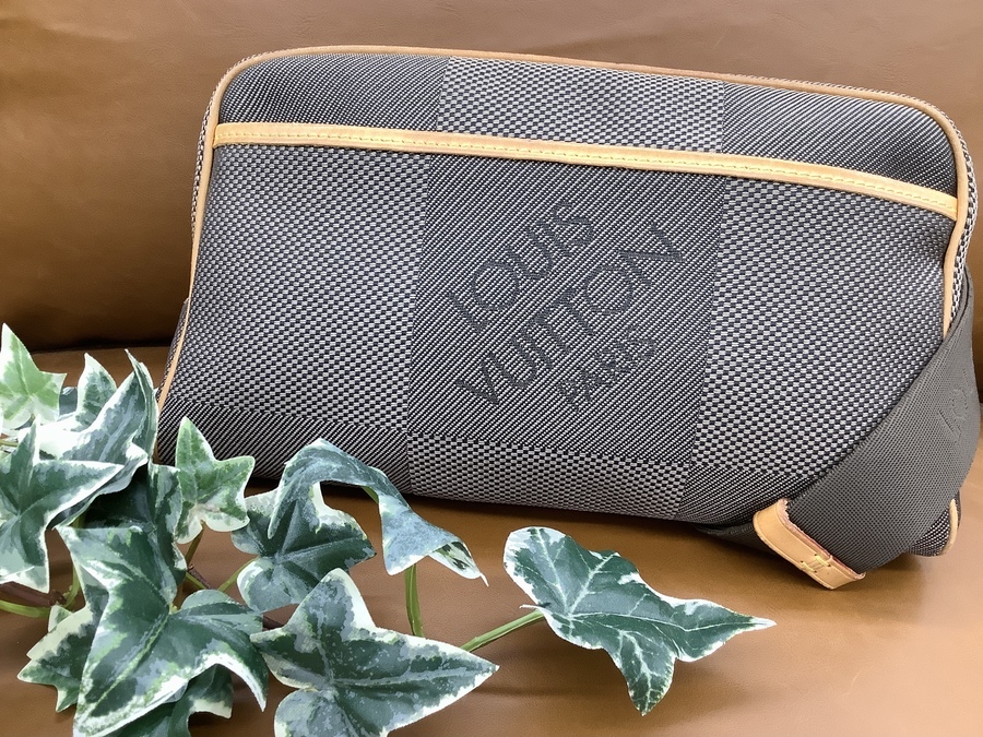 LOUIS VUITTON ルイヴィトン アクロバット ダミエジェアン ボディ