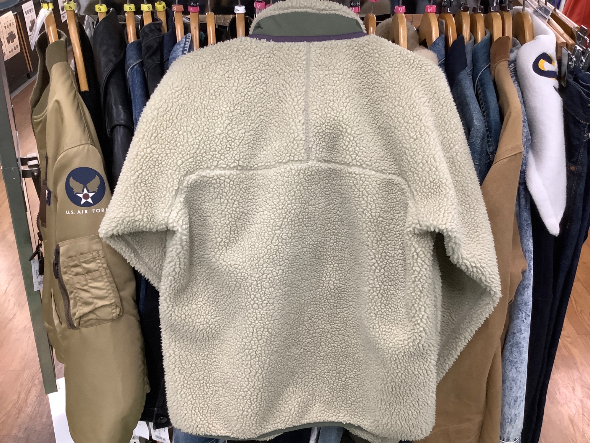 【新品】patagoniaボアジャケット5〜7歳 楽天市場】パタゴニア patagonia ボアジャケット ボアブルゾン メンズ