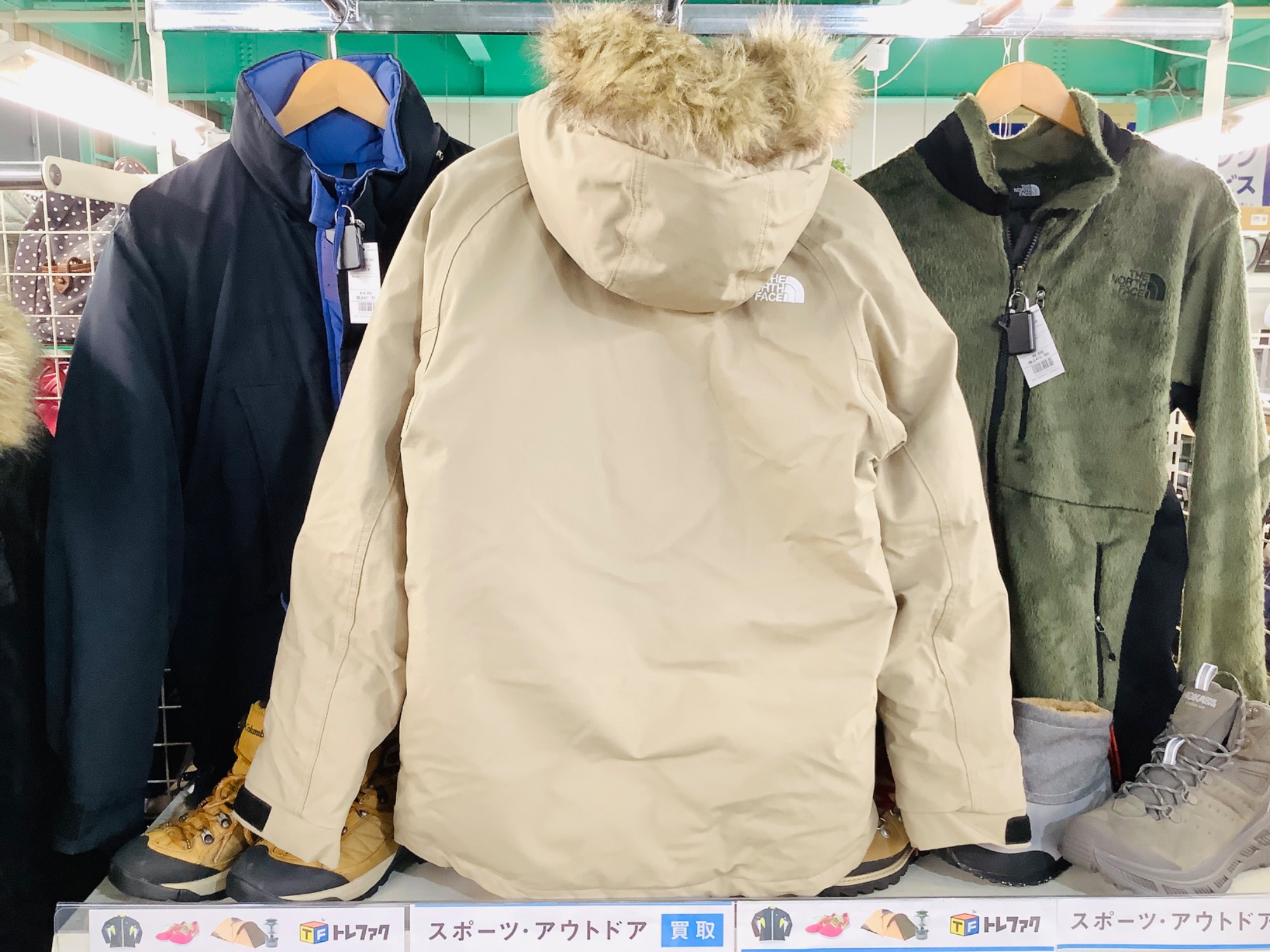 ノースフェイス エレバスジャケット （エレバス ジャケット XS