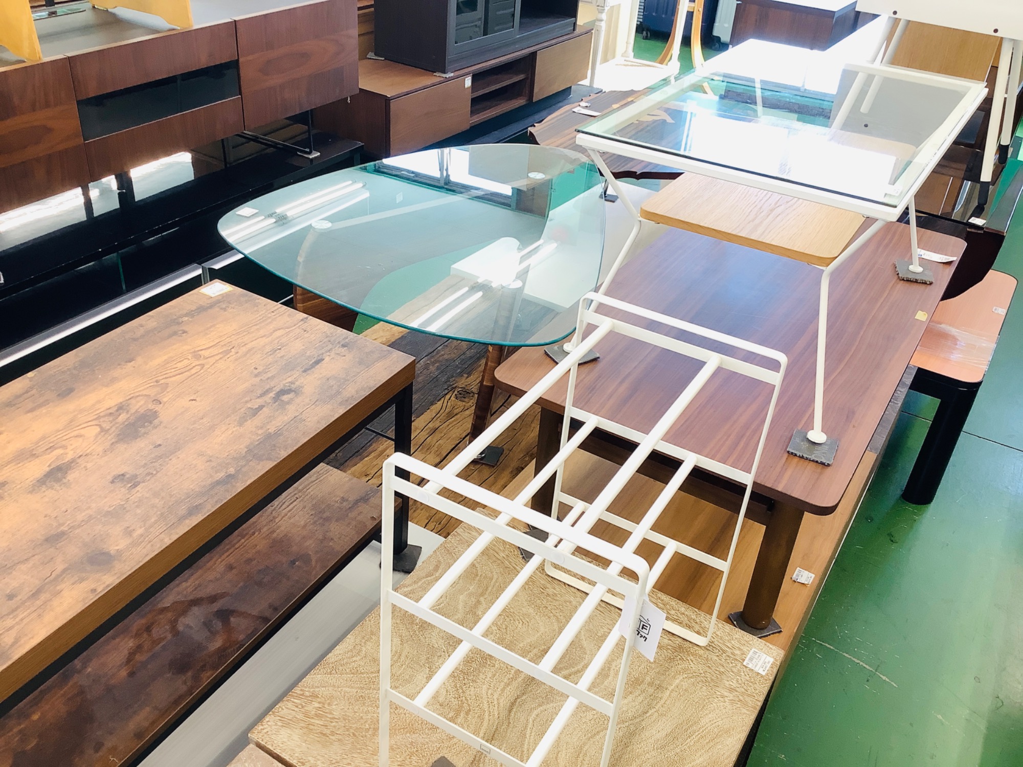 個性派デザイン】IDC OTSUKA（大塚家具）秋田木工 センターテーブル 2