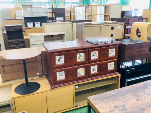 個性派デザイン】IDC OTSUKA（大塚家具）秋田木工 センターテーブル 2