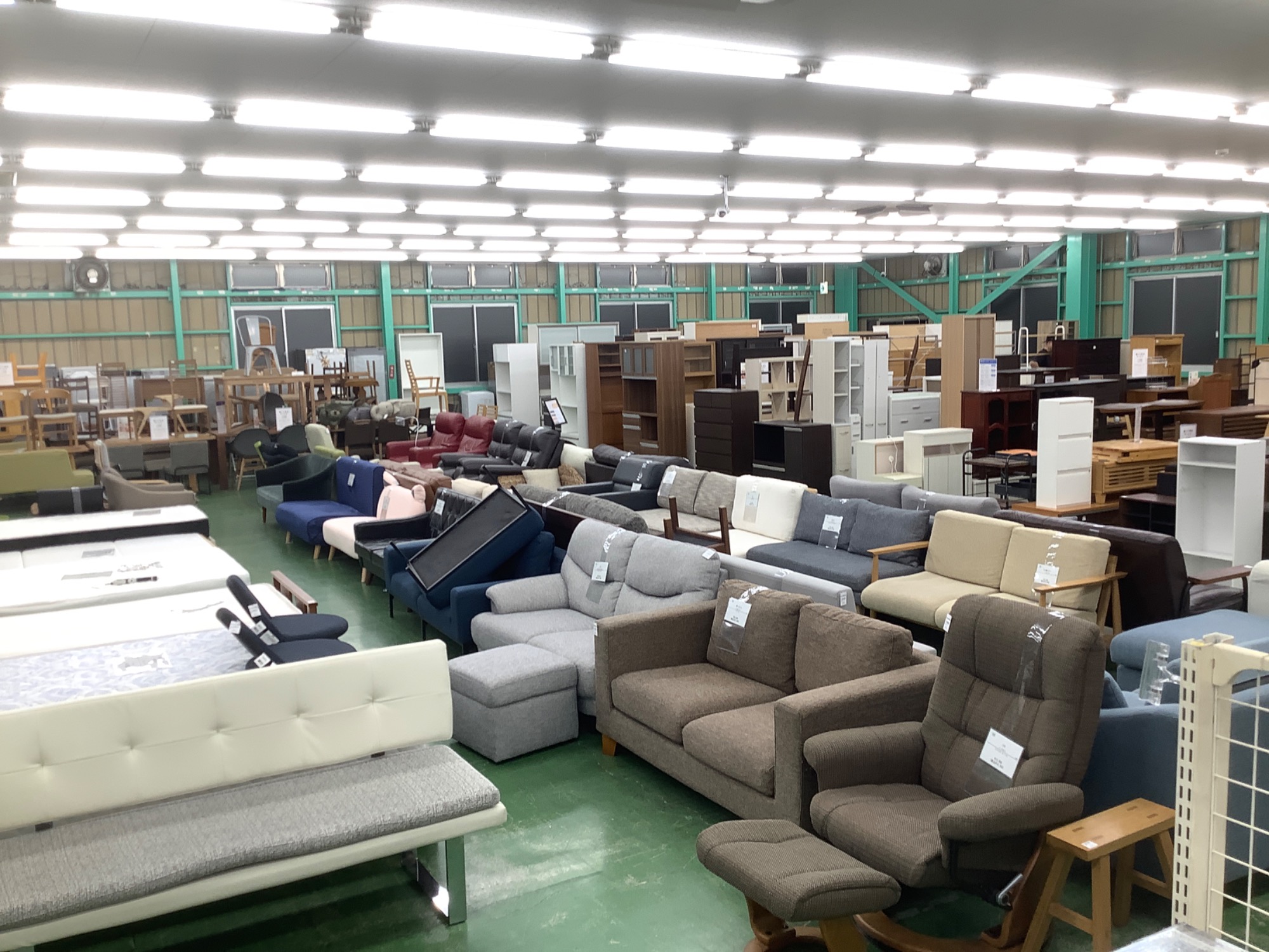 中古家具ならトレファク草加店へ！自慢の売場ご紹介いたします♪｜2024