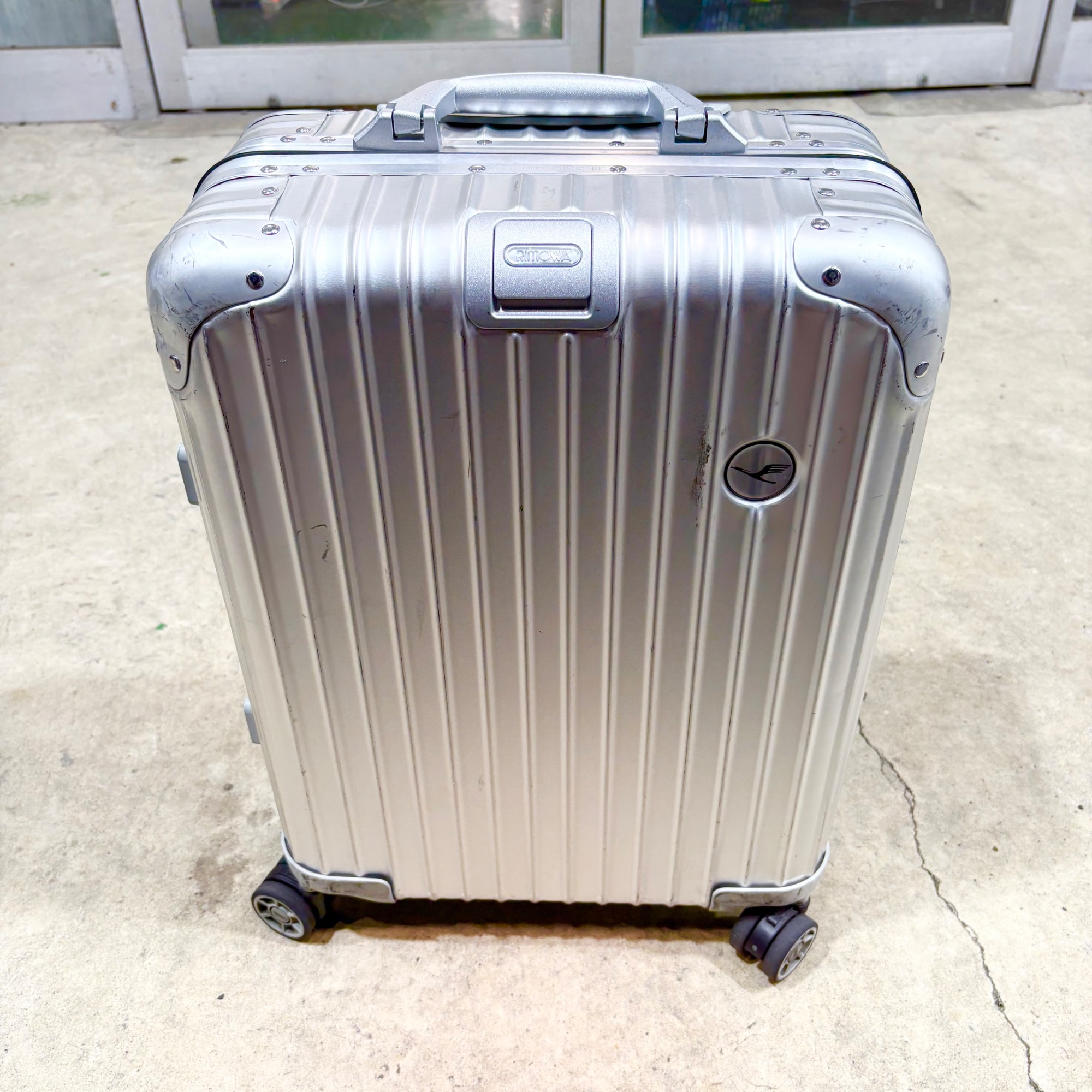 国内未発売品！】RIMOWA(リモワ) スーツケース ルフトハンザ空港