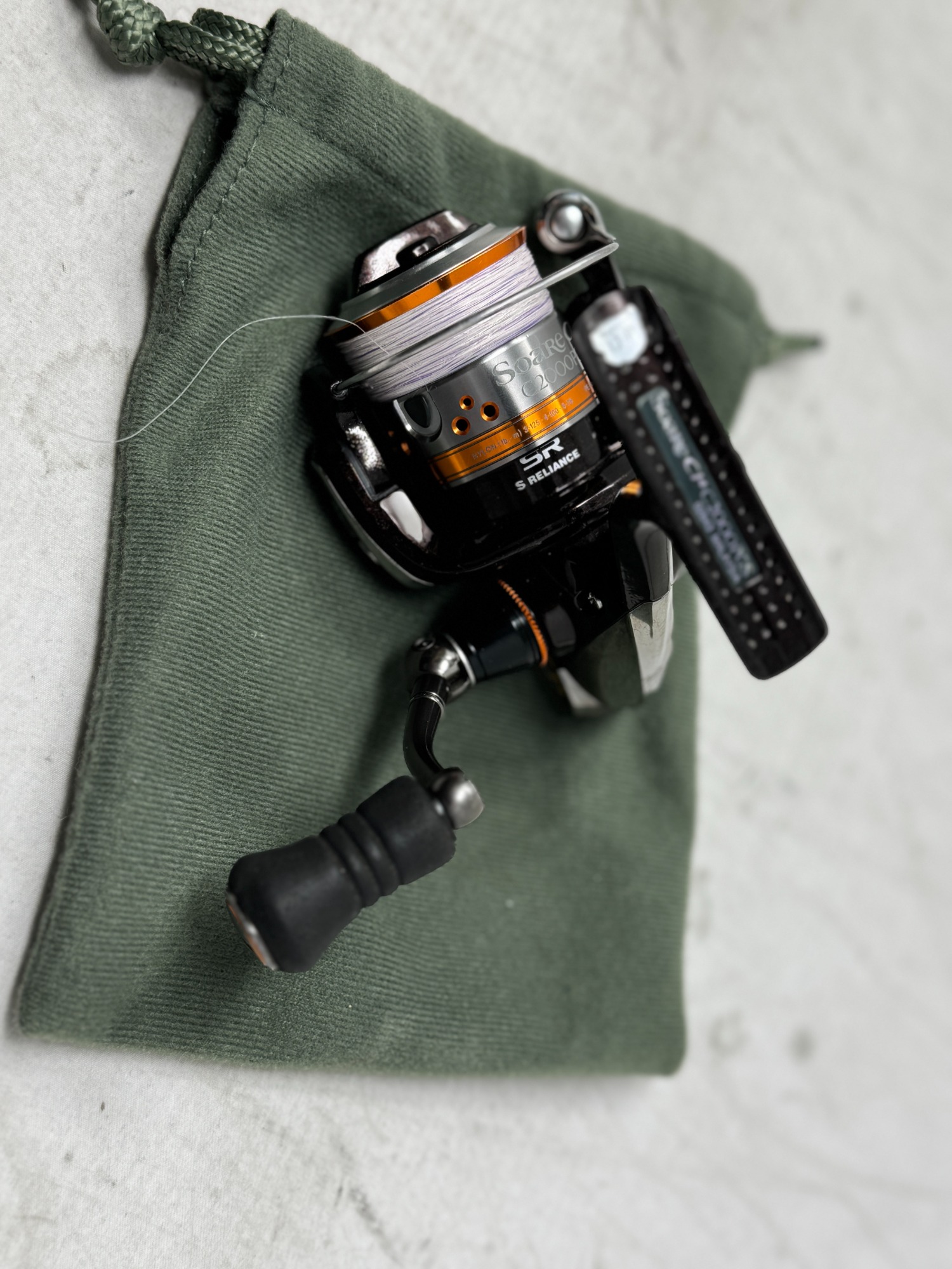 アングラー必見】SHIMANO C2000PGS スピニングリール ソアレCI4を入荷