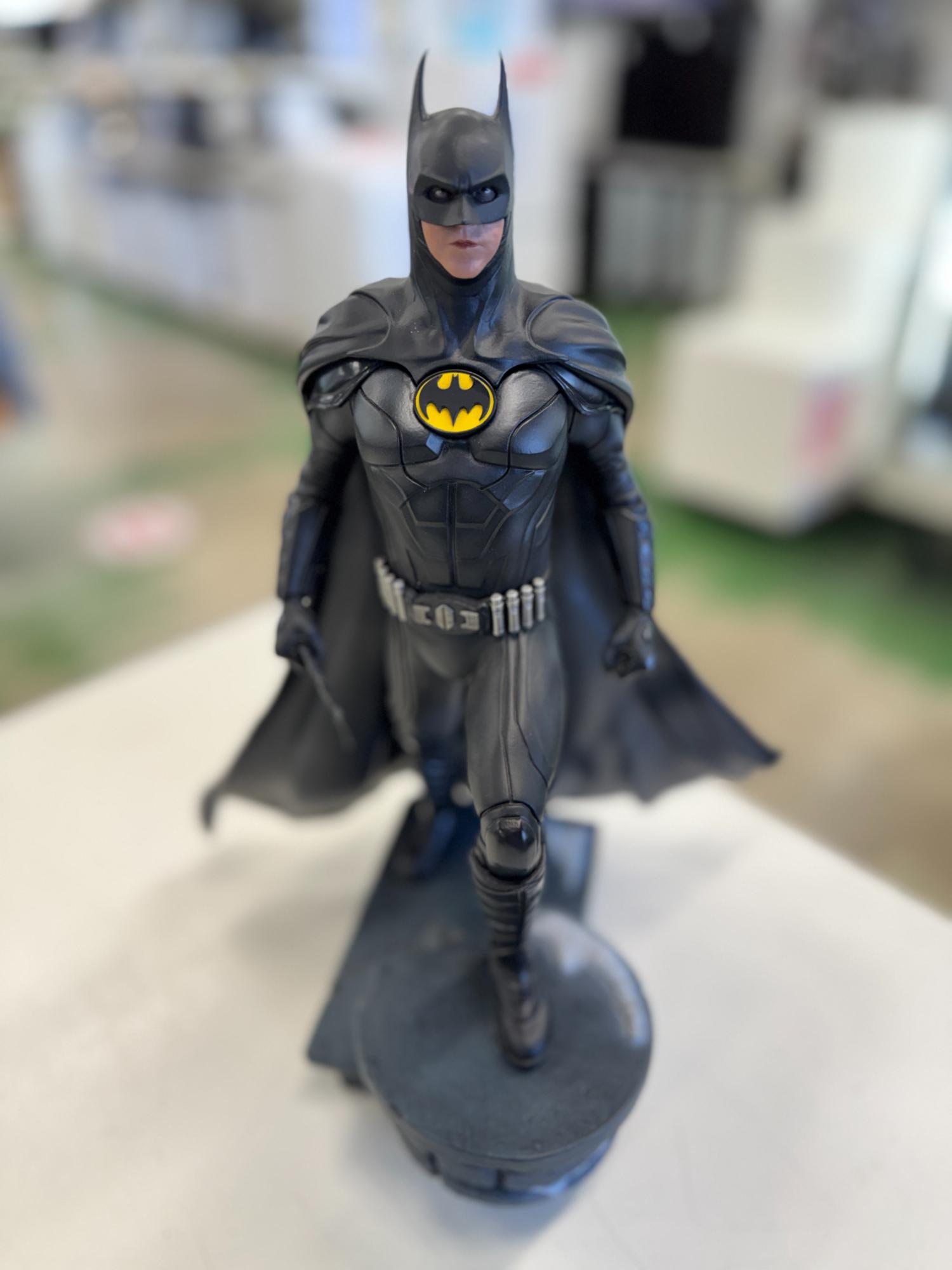 ARTFX (アートエフエックス) バットマン THE FLASH フィギュアを紹介