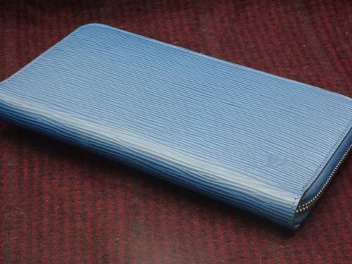 ルイヴィトンの草加ブランド