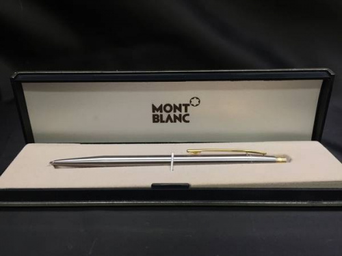 MONTBLANCの財布
