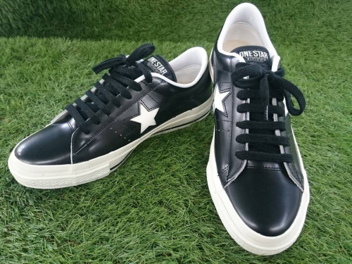 メンズファッションのスニーカー