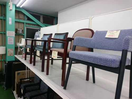 cassinaの新入荷情報