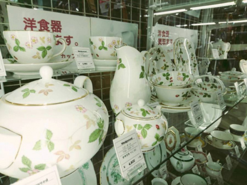 WEDGWOODのバカラ（Baccarat）