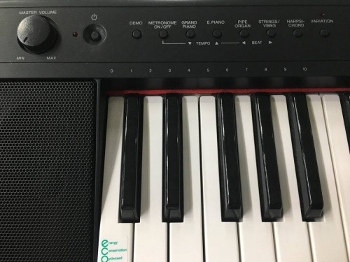 電子ピアノ