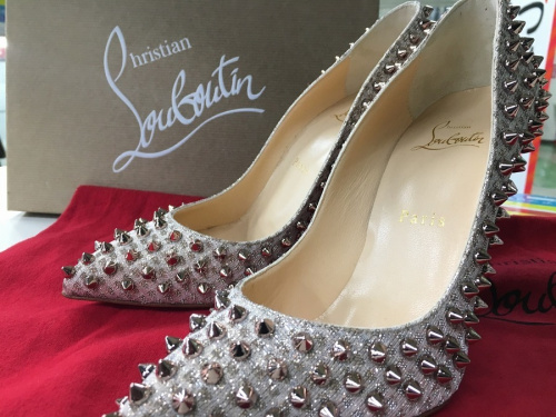 靴　買取のChristian Louboutin