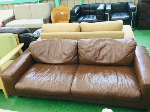 ソファーの3人掛けソファー