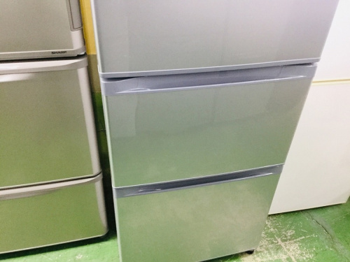 3ドア冷蔵庫のTOSHIBA