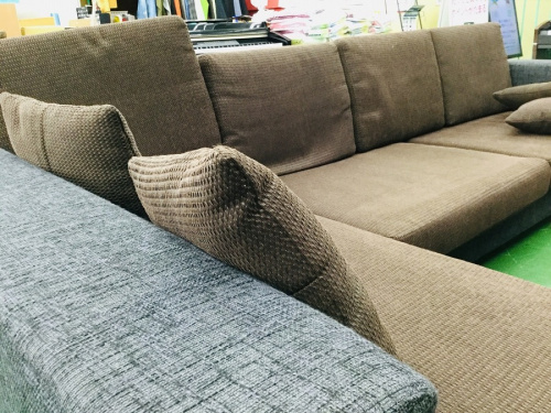 家具のソファ