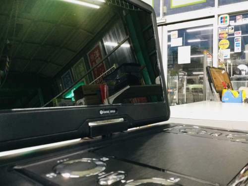 オーディオ機器のポータブルプレーヤー