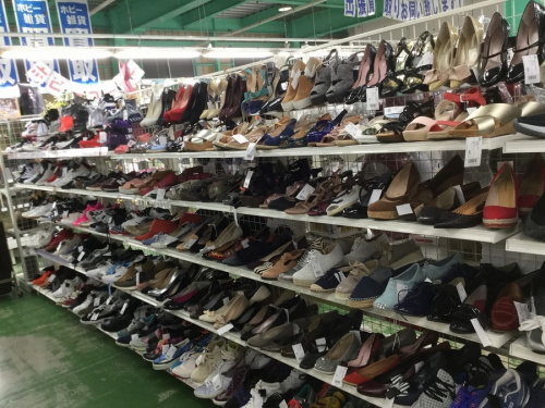 スニーカーの買取強化