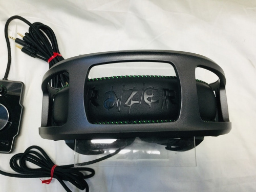 サラウンドヘッドセットのRazer
