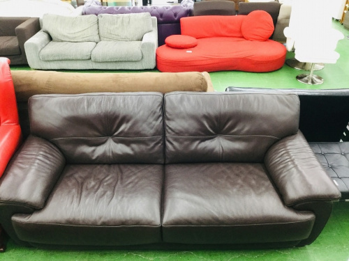 ソファーの3人掛けソファー