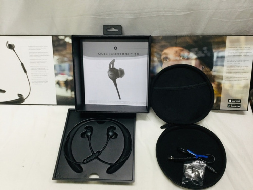 ワイヤレスノイズキャンセリングヘッドホンのBOSE