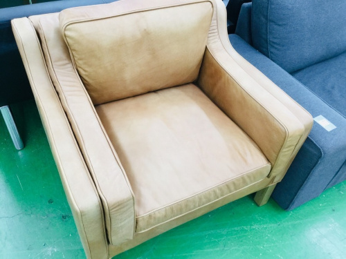 家具のソファ