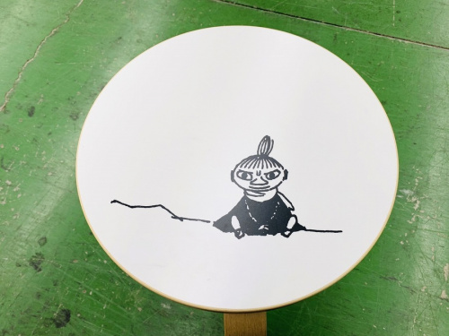 イスのスツール