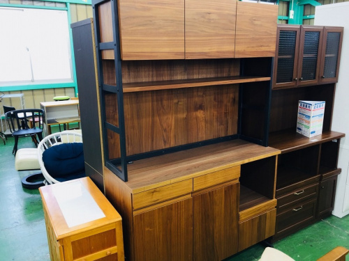 家具のカップボード・食器棚