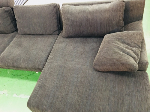 カウチソファーのBOCONCEPT
