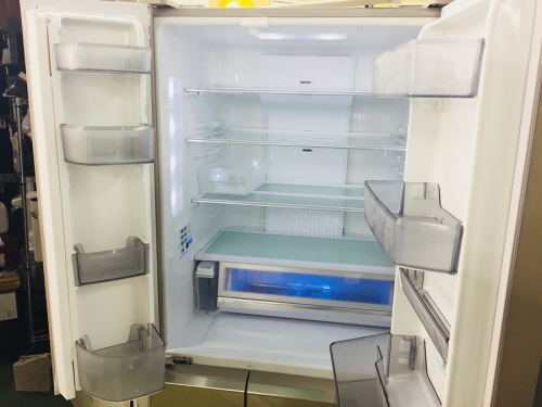 6ドア冷蔵庫のPanasonic